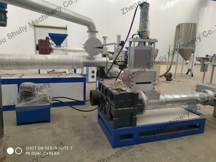 Máquina de pelotização de filme plástico