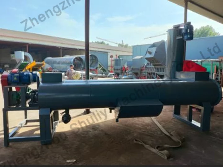 Double tank hot washing machine
