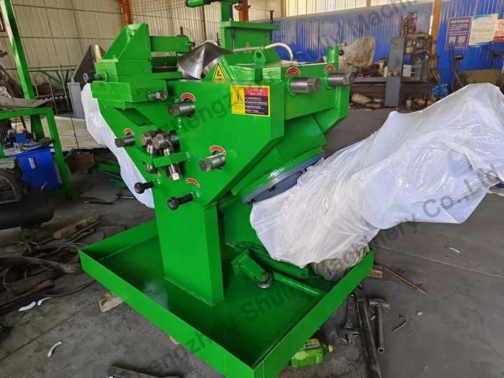 Screw Flight Forming Machine