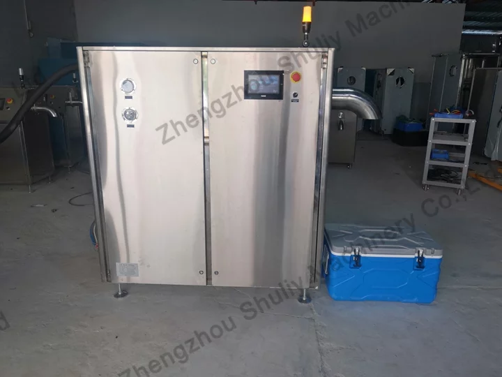 adjustable size dry ice pellet machine