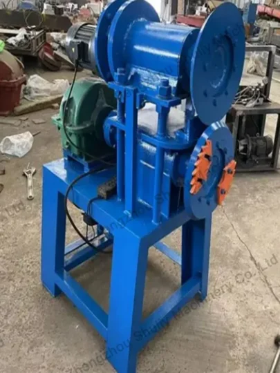 tire recycling machine